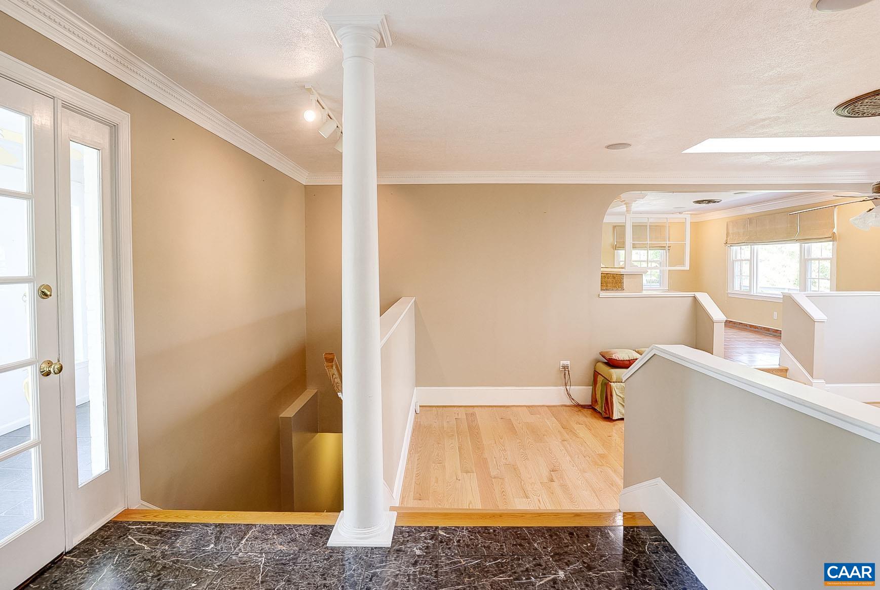 843 Campbell Road Keswick, VA 22947 - Photo 5 of 46