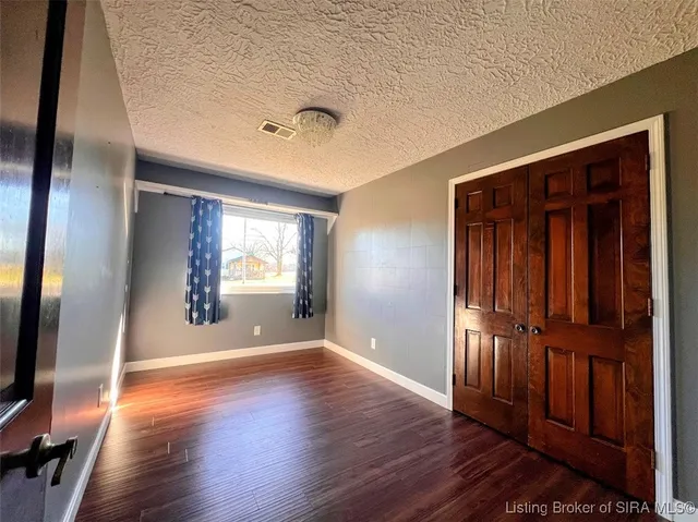 $260,000 | 3707 Caney Road, Henryville, IN 47126