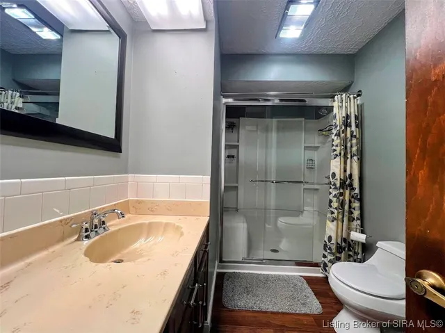 $260,000 | 3707 Caney Road, Henryville, IN 47126