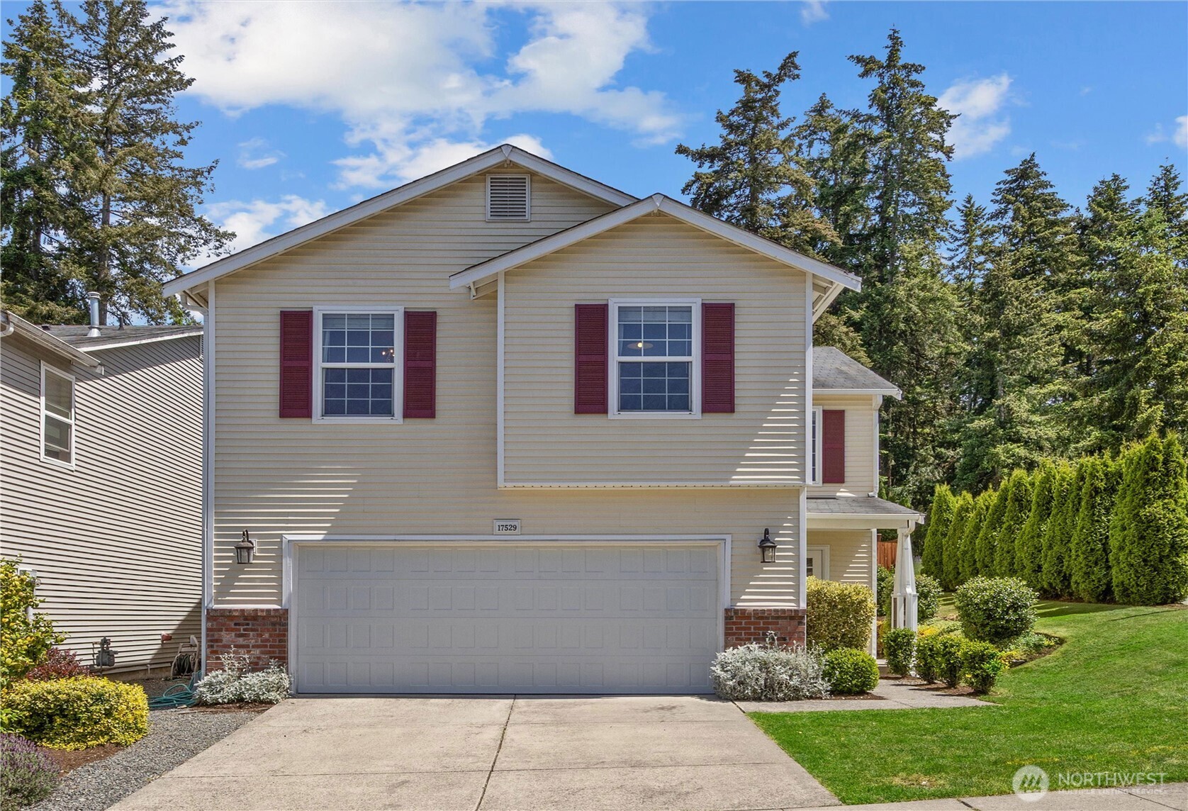 17529 14th Drive Southeast Bothell, WA 98012 - Photo 2 of 28