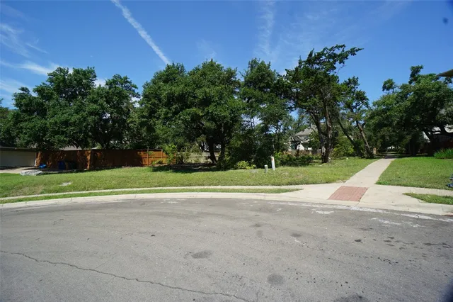 $400,000 | 6631 Lost Horizon Drive, Austin, TX 78759