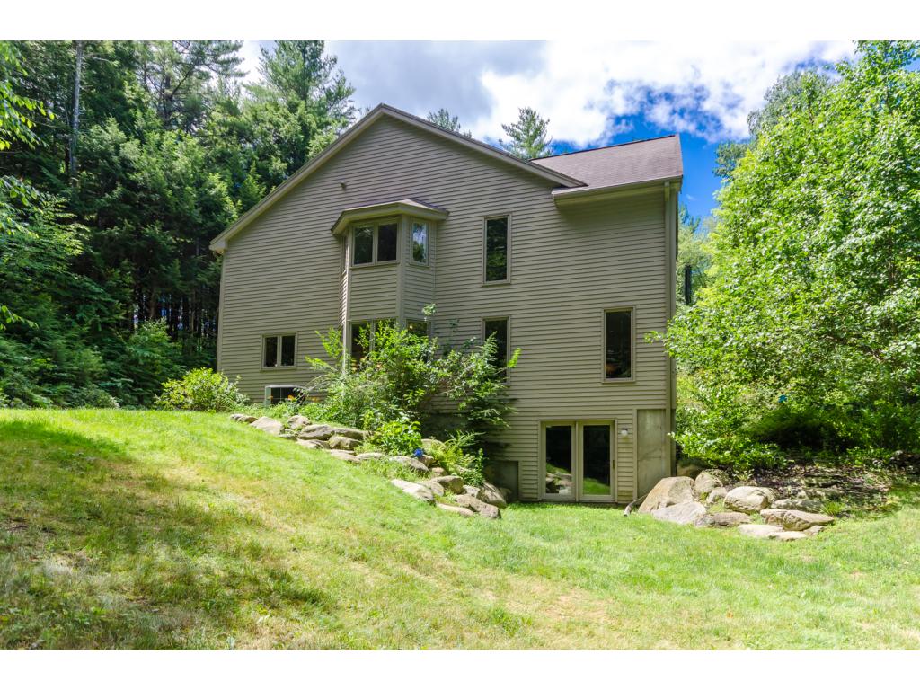 16 Mont Vernon Road Amherst, NH 03031 - Photo 29 of 36