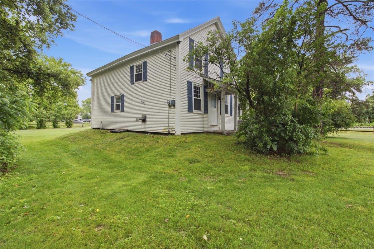 105 Hicks Avenue Bennington, VT 05201 - Photo 2 of 42