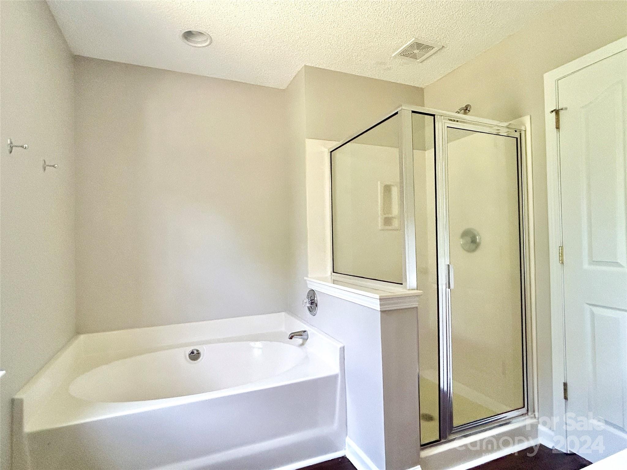 13403 Willow Falls Road Charlotte, NC 28215 - Photo 25 of 28 Gallery Image 25