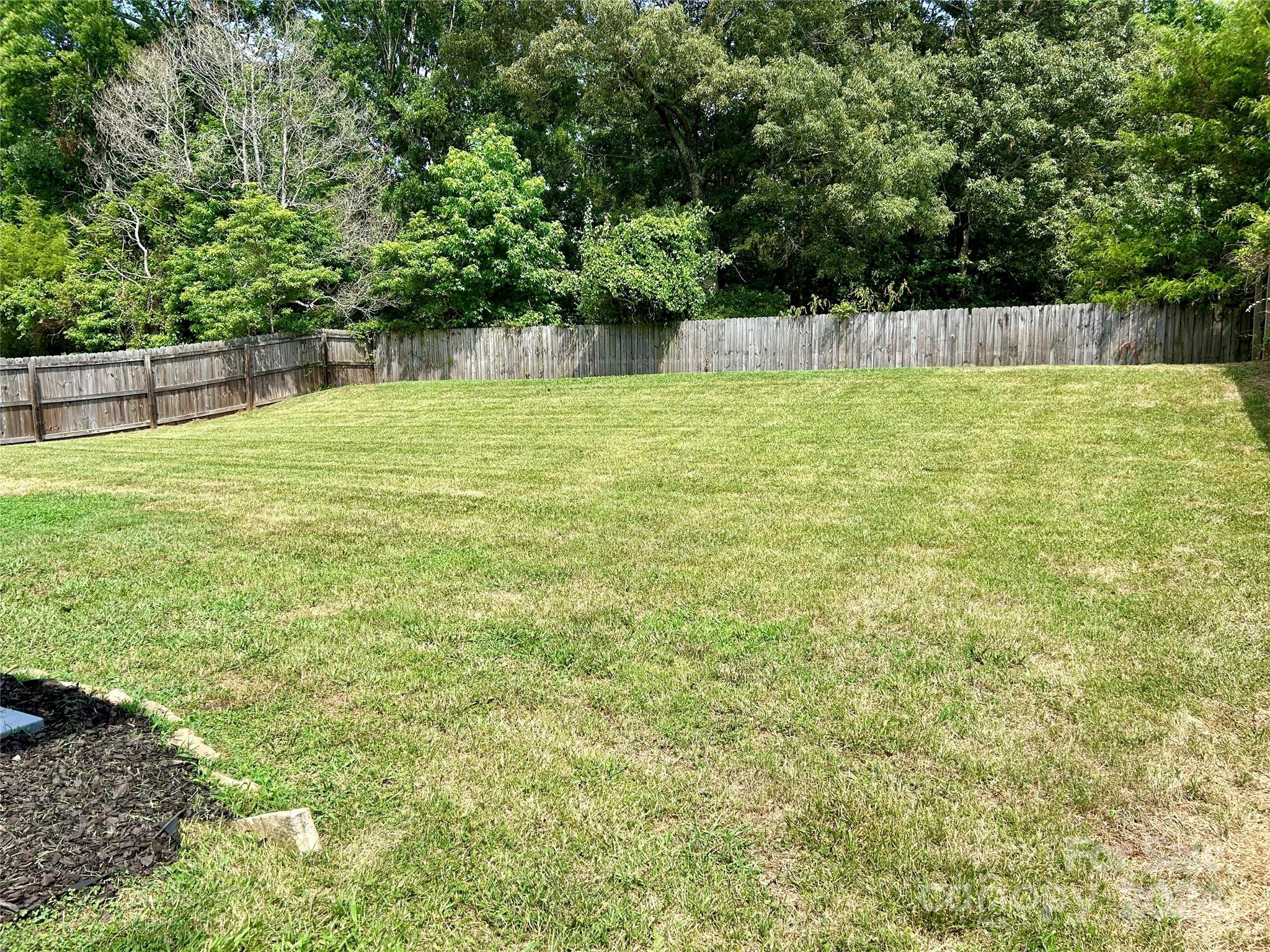 13403 Willow Falls Road Charlotte, NC 28215 - Photo 28 of 28 Gallery Image 28