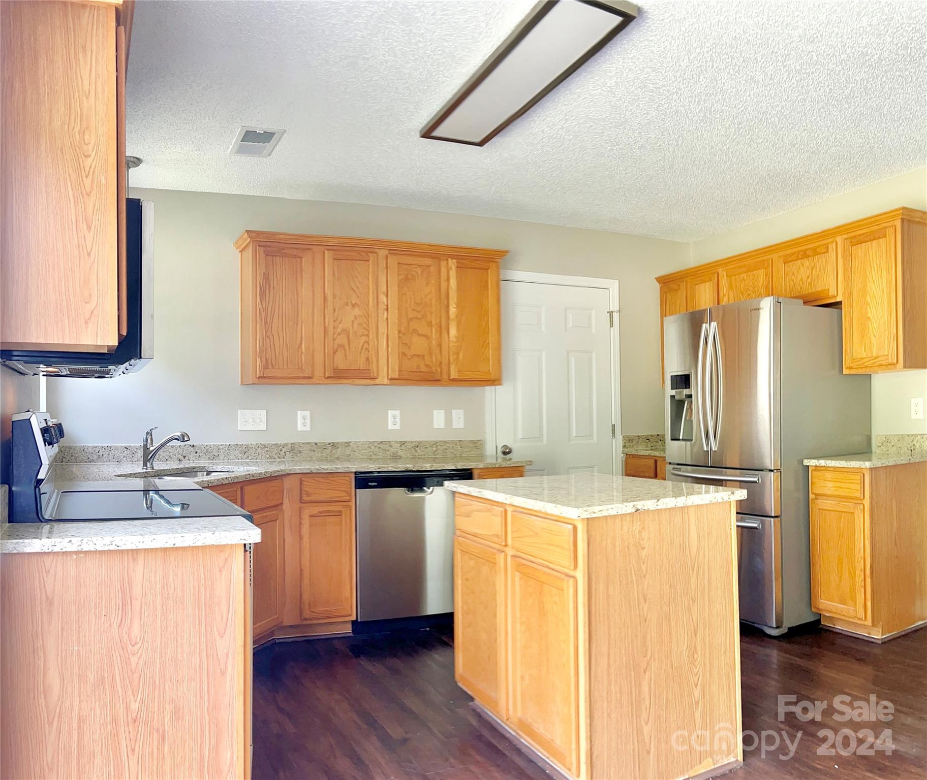 13403 Willow Falls Road Charlotte, NC 28215 - Photo 9 of 28 Gallery Image 9