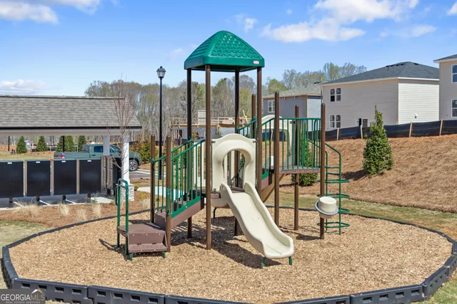 $433,990 | 5277 Mulberry Crk Way, Flowery Branch, GA 30542