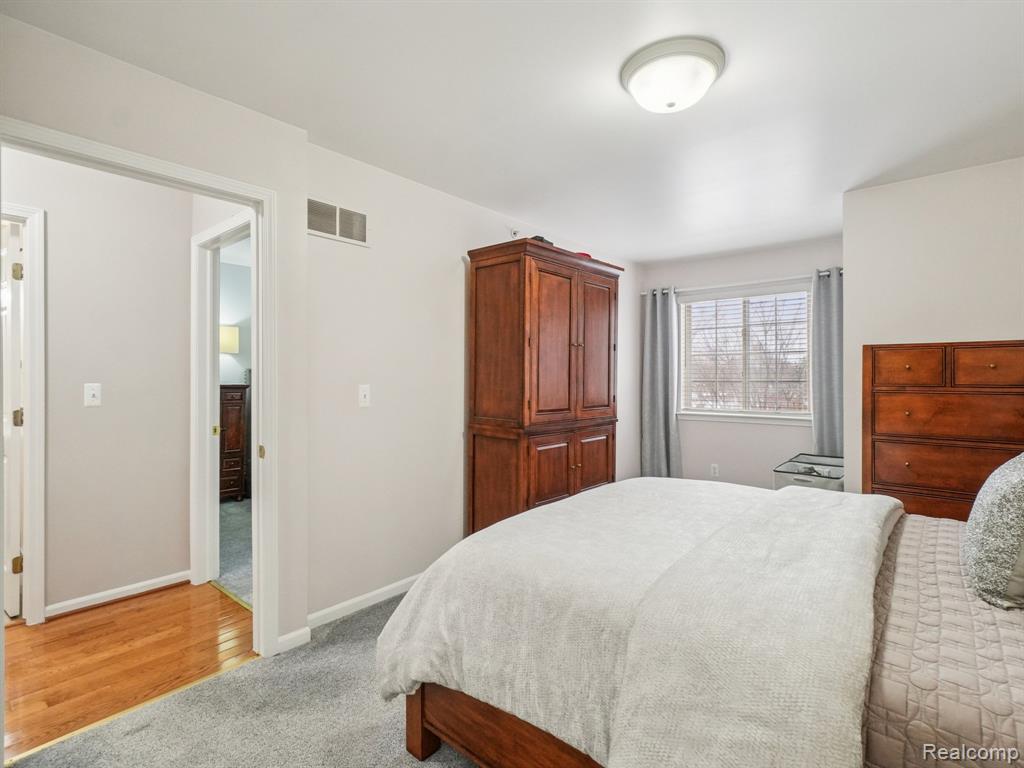 16984 Farmington Road Livonia, MI 48154 - Photo 24 of 34