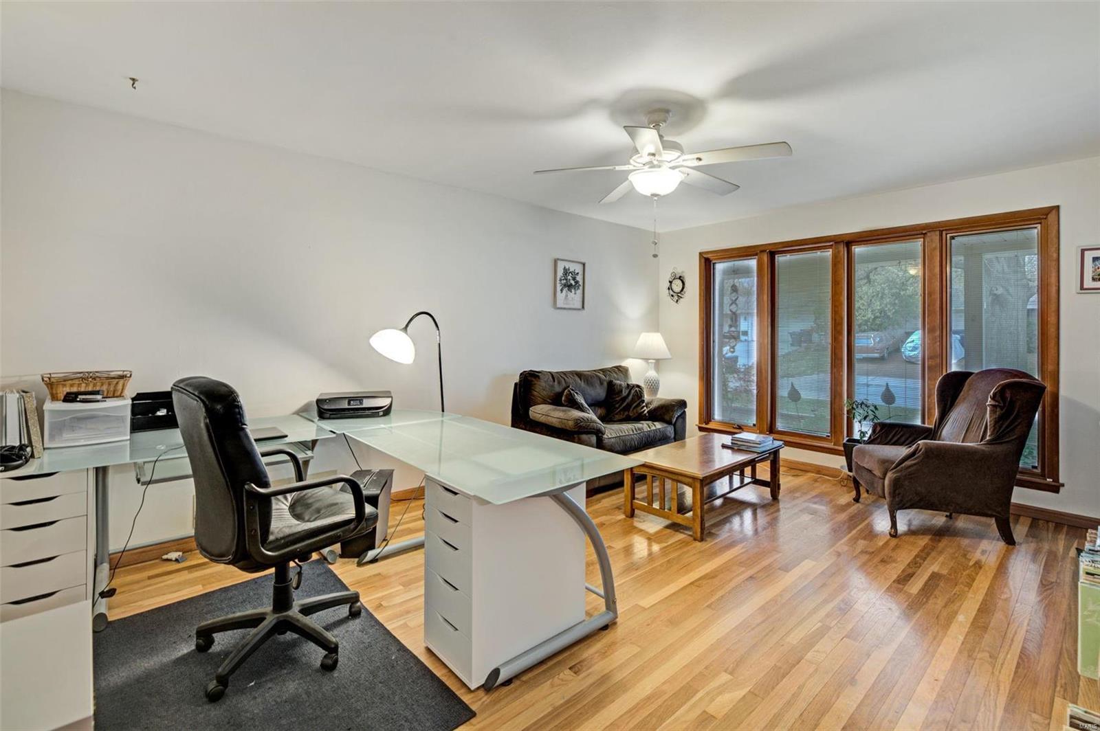 3232 Lin Tel Road St. Louis, MO 63125 - Photo 4 of 23 Gallery Image 4