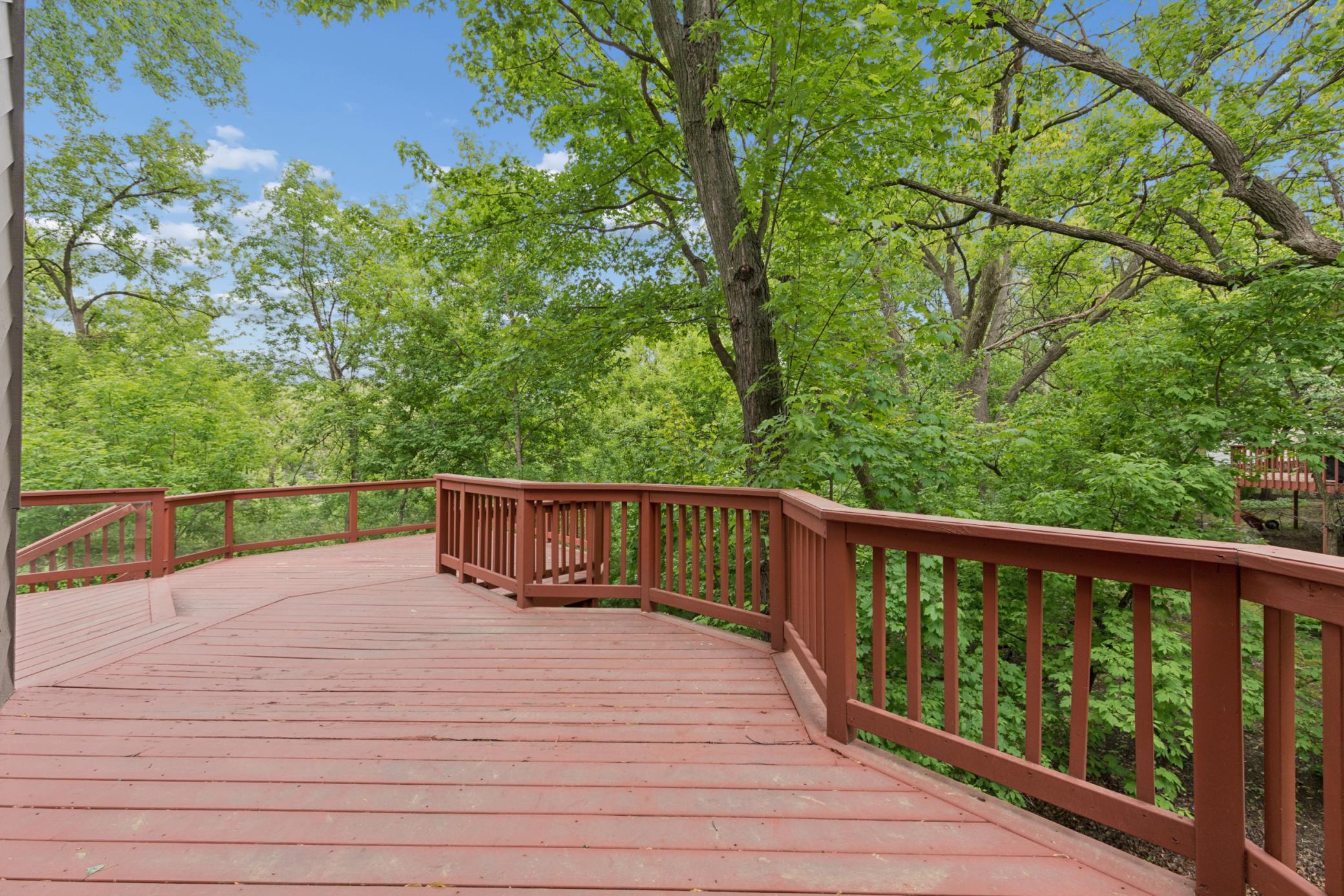 8655 Hunters Way Apple Valley, MN 55124 - Photo 29 of 34