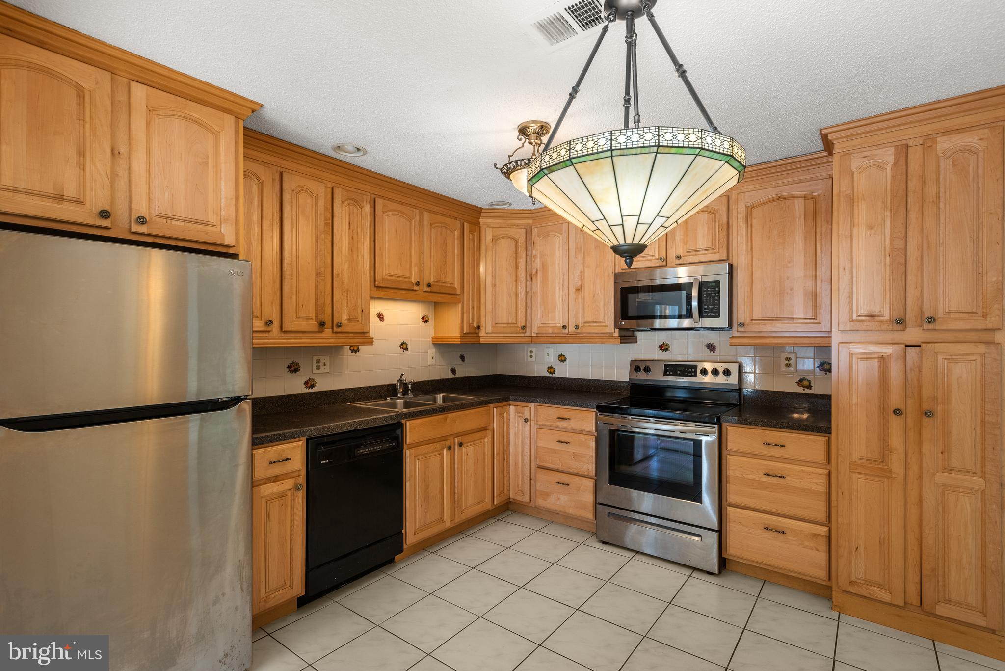 116 Chase Road Chesterbrook, PA 19087 - Photo 9 of 20