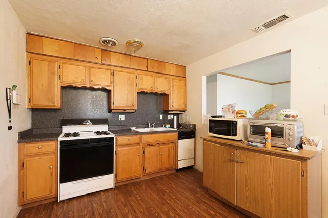 $335,000 | 256 Olmstead Drive, Sacramento, CA 95838