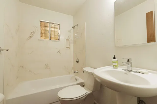 $335,000 | 256 Olmstead Drive, Sacramento, CA 95838