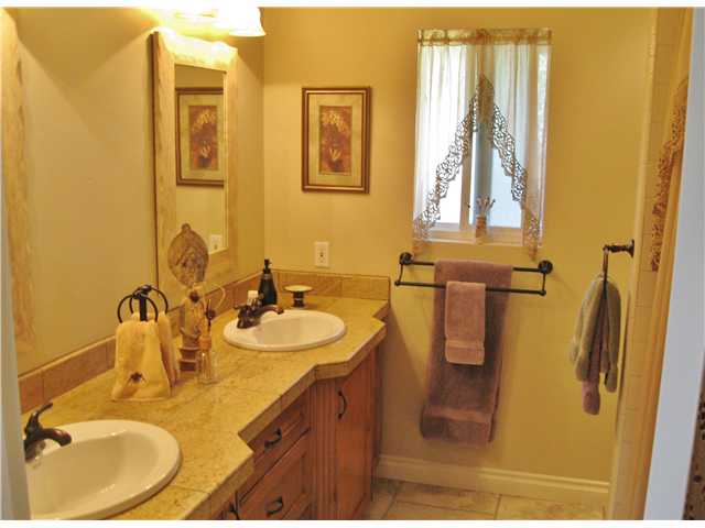 27323 Oakmont Road Valley Center, CA 92082 - Photo 14 of 18 Gallery Image 14