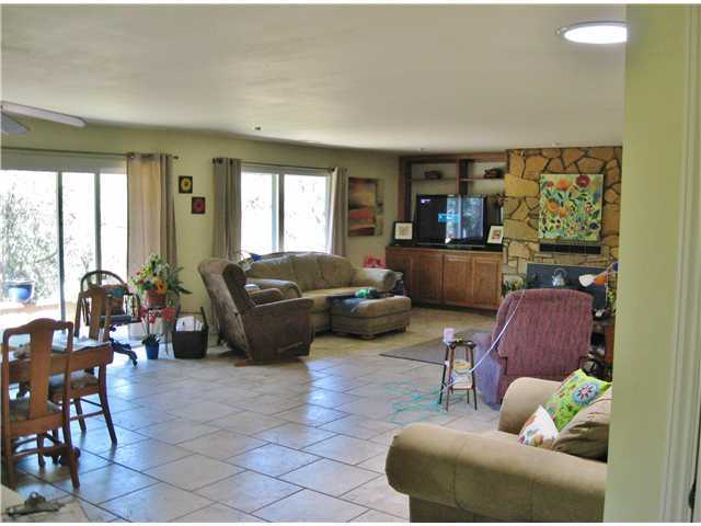 27323 Oakmont Road Valley Center, CA 92082 - Photo 9 of 18 Living Room.