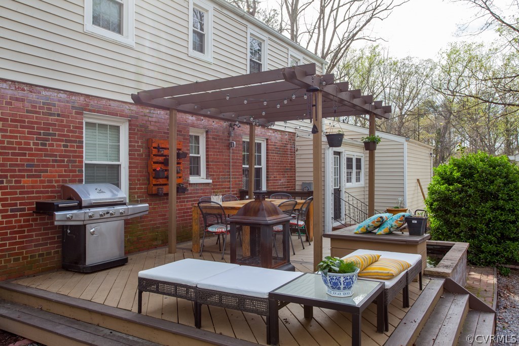 7802 Meherrin Road Richmond, VA 23229 - Photo 3 of 24 Great deck for entertaining!