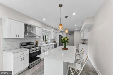 $925,000 | 3740 Thompson Road, Collegeville, PA 19426