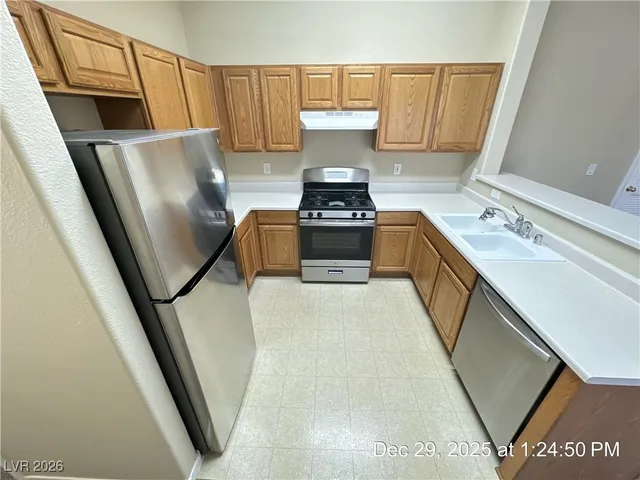 $1,375 | 1645 Lefty Garcia Way, Henderson, NV 89002