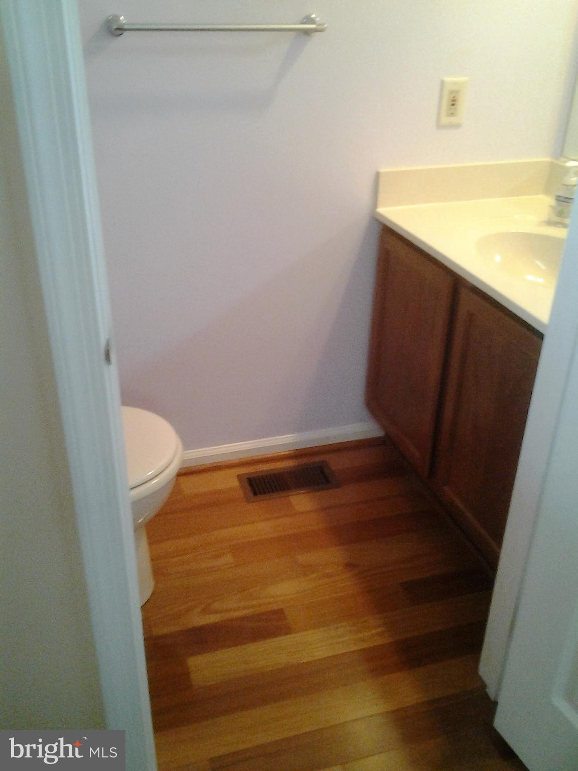 12222 Apache Tears Circle Laurel, MD 20708 - Photo 4 of 20 Bath