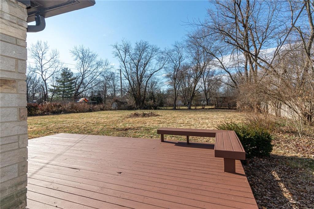 7210 Spring Mill Road Indianapolis, IN 46260 - Photo 30 of 32 Gallery Image 30