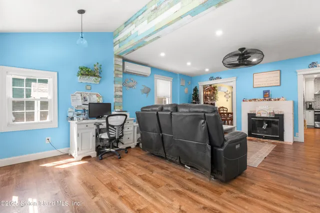 $649,999 | 771 Delafield Avenue | West Brighton