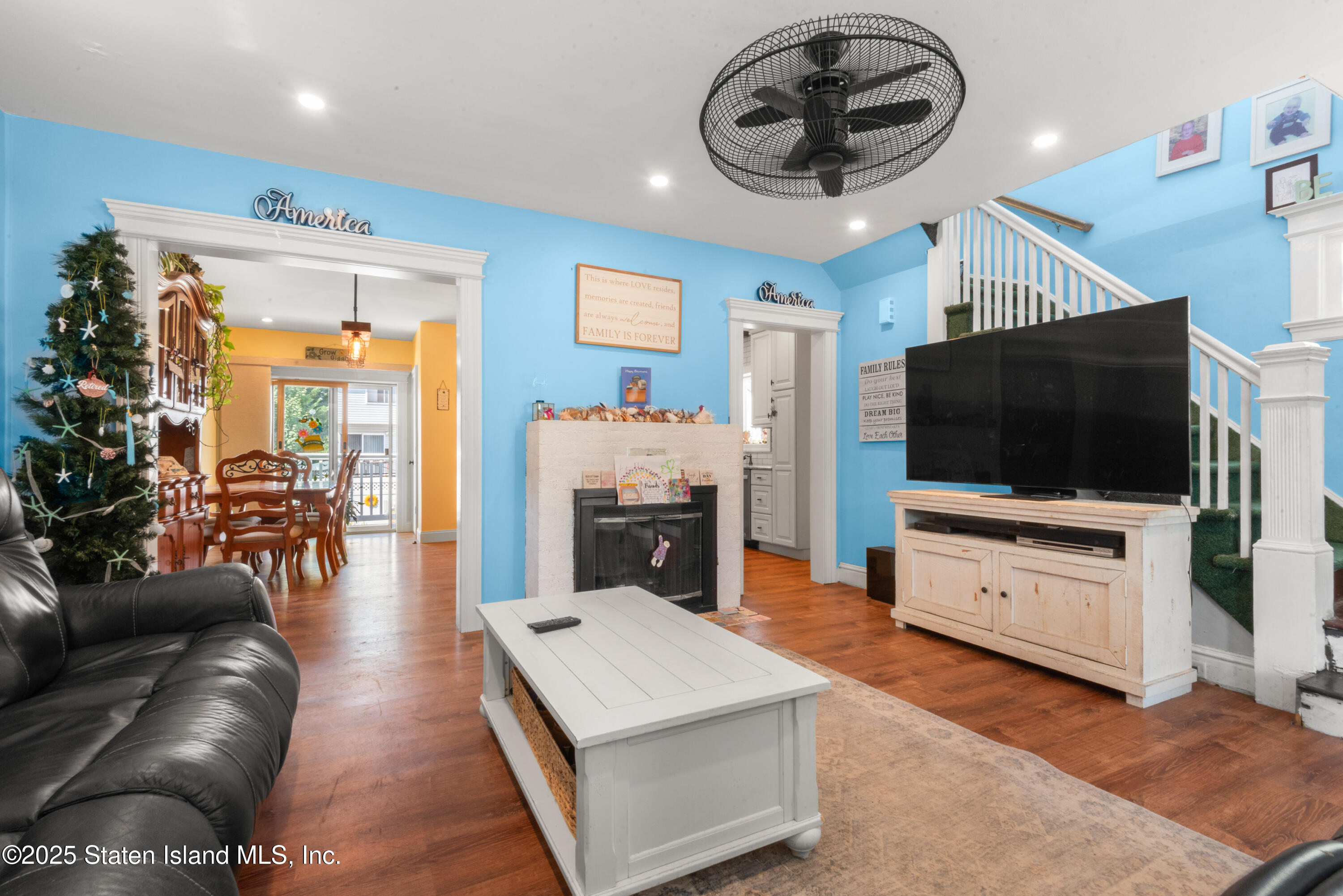 771 Delafield Avenue Staten Island, NY 10310 - Photo 5 of 25 Frank_Delafield_23