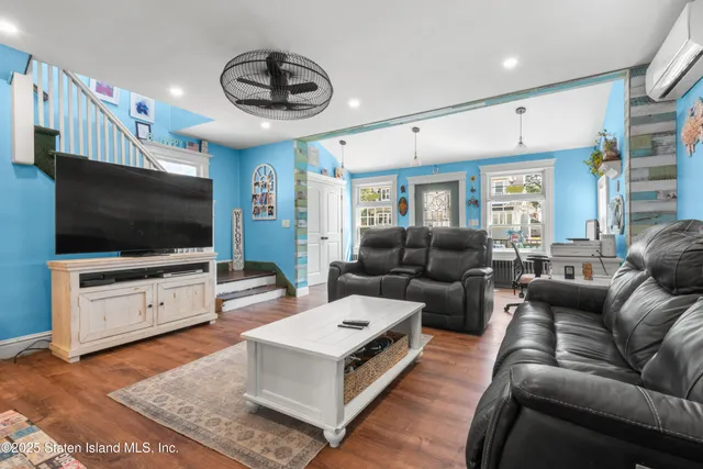 $649,999 | 771 Delafield Avenue | West Brighton