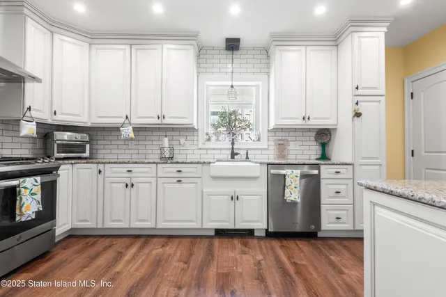 $649,999 | 771 Delafield Avenue | West Brighton