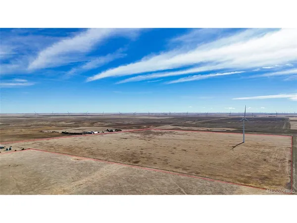 a black and white photo of a room