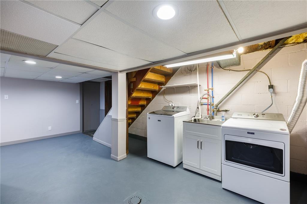 9347 Pannier Road Pittsburgh, PA 15237 - Photo 15 of 25 Large capacity top-loading washer and front-loading dryer