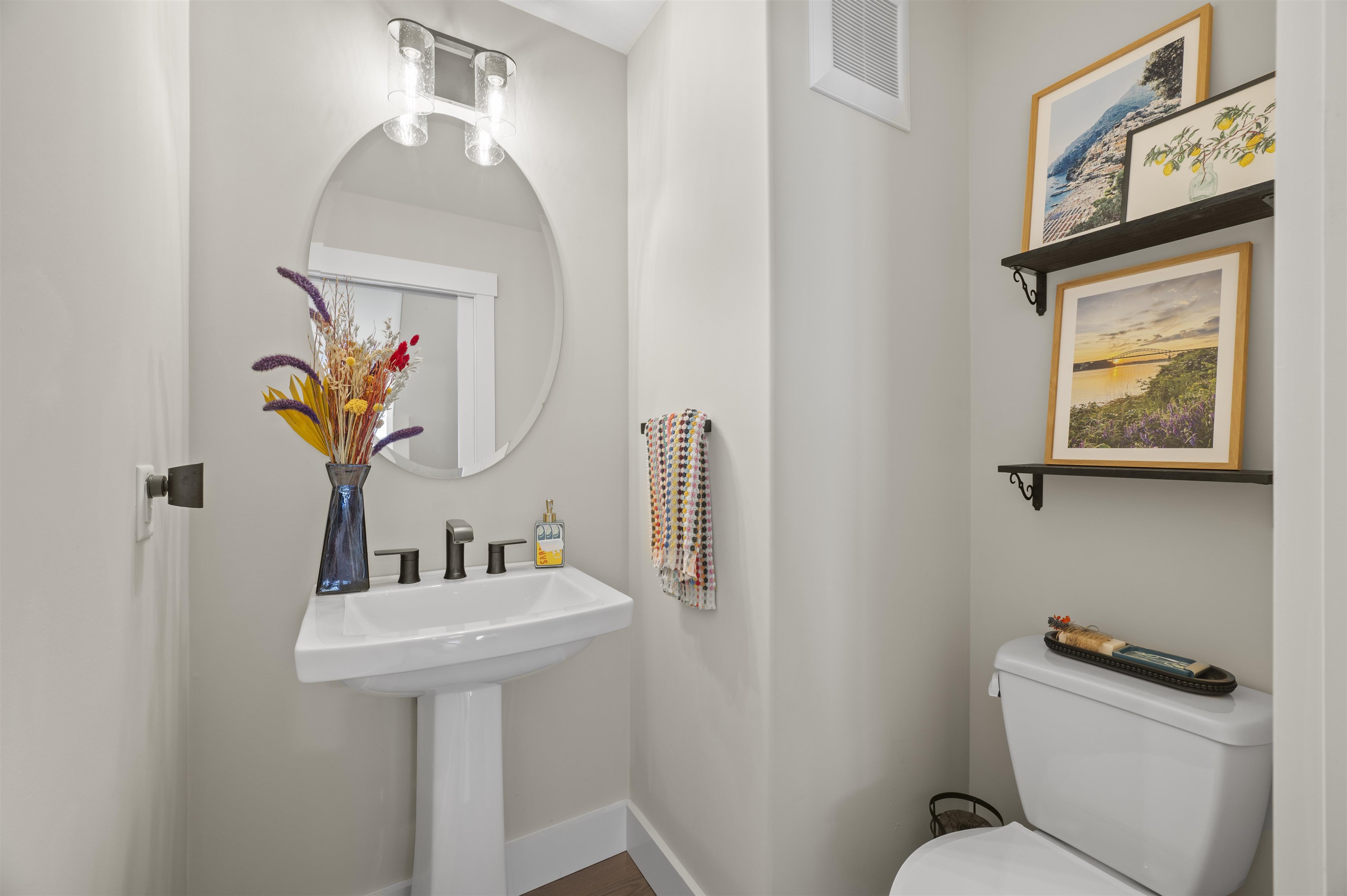 21 Thompson Road North Hampton, NH 03862 - Photo 13 of 31