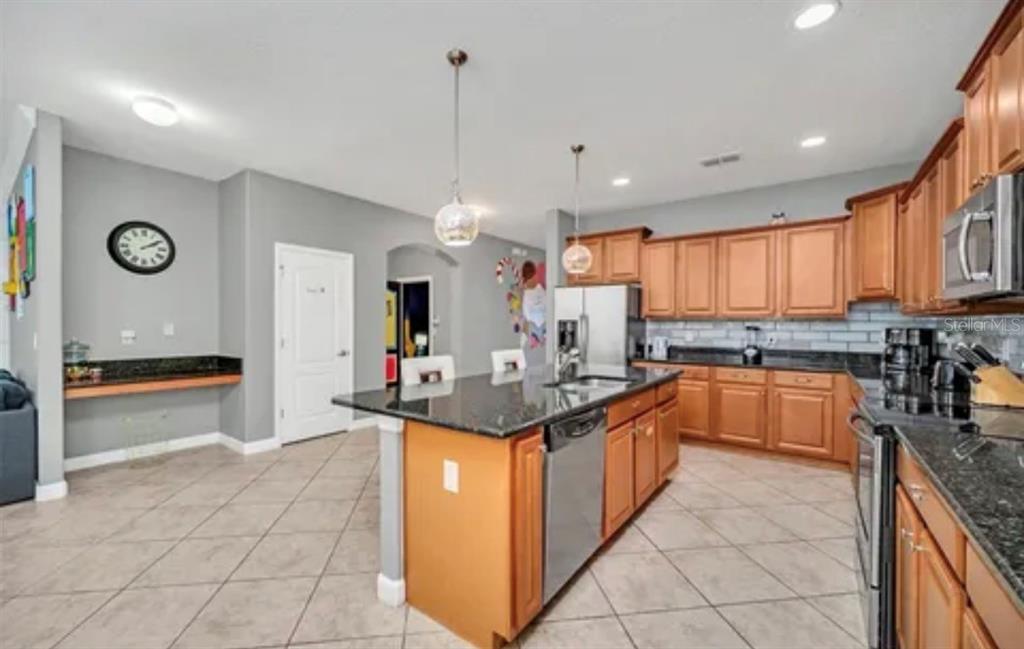 8854 Candy Palm Road Kissimmee, FL 34747 - Photo 9 of 40