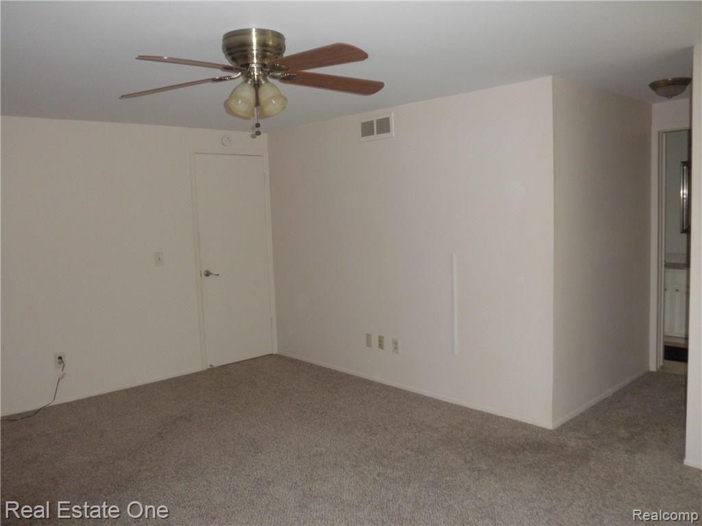 301 Willow Grove Lane, Unit 98 Rochester, MI 48307 - Photo 21 of 38