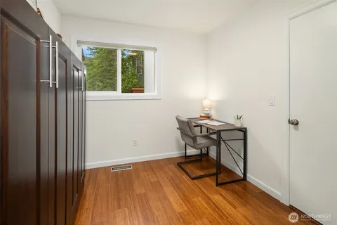 $1,750,000 | 9004 Northeast 170th Street, Kenmore, WA 98028