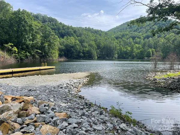 $89,000 | 2600 Canada Road, Tuckasegee, NC 28783