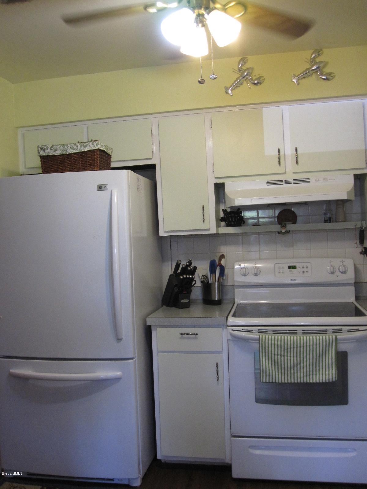 1086 Macco Road Cocoa, FL 32927 - Photo 8 of 23 Kitchen-Appliances 3yrs old
