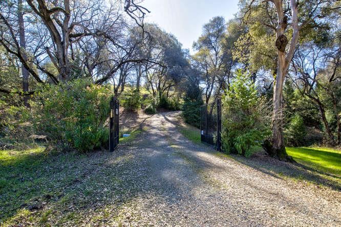 3900 Tawanka Road Somerset, CA 95684 - Photo 46 of 89