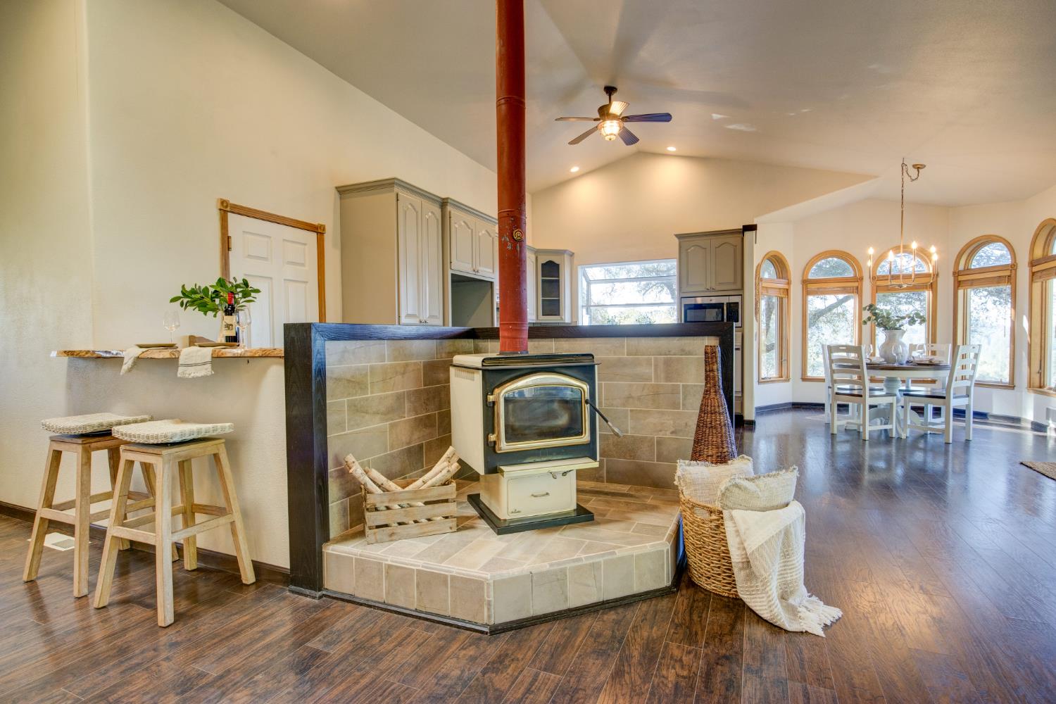 3900 Tawanka Road Somerset, CA 95684 - Photo 7 of 84 a living room with furniture and wooden floor