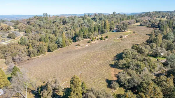 $1,175,000 | 3900 Tawanka Road, Somerset, CA 95684