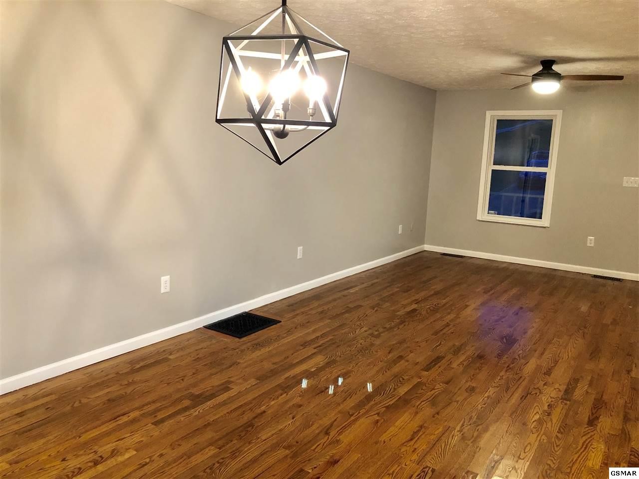 3074 Valley Home Road Morristown, TN 37813 - Photo 2 of 27 Gallery Image 2
