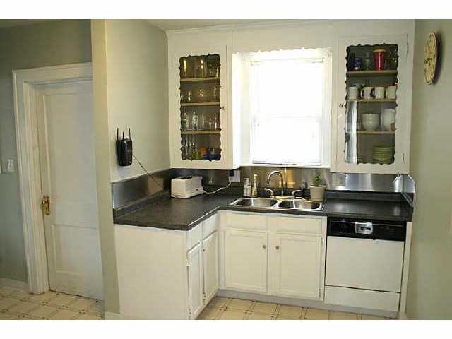 691 South Cassingham Road Bexley, OH 43209 - Photo 4 of 5