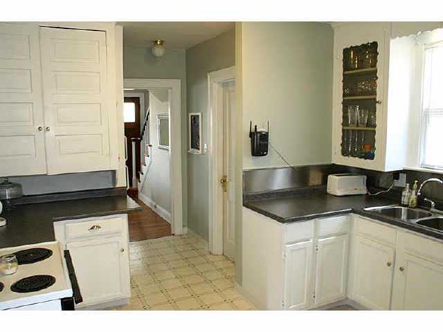 691 South Cassingham Road Bexley, OH 43209 - Photo 5 of 5