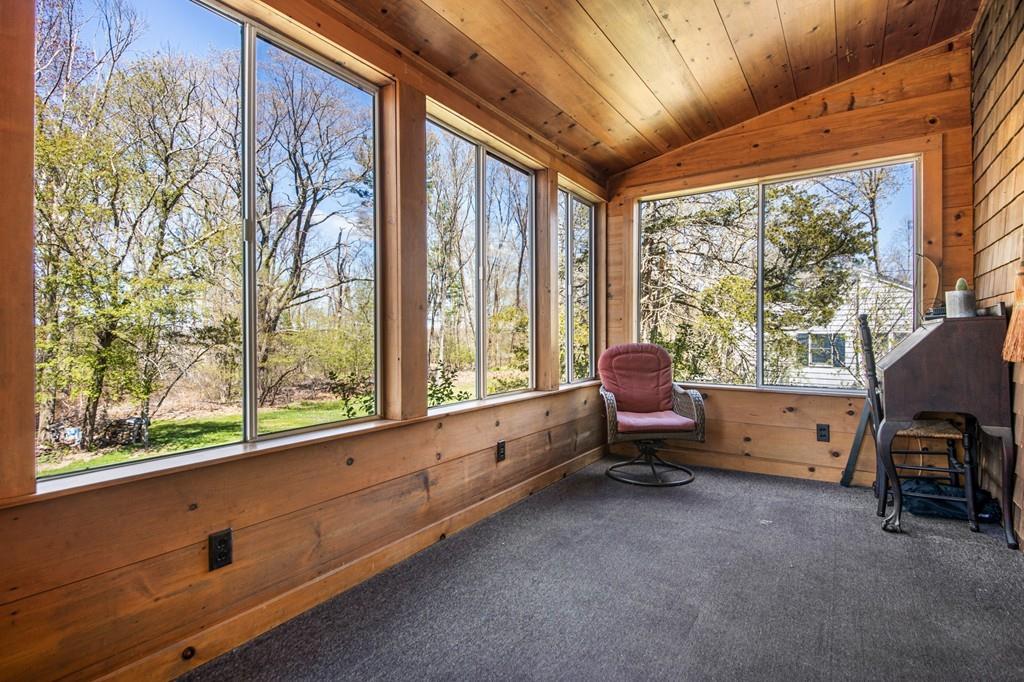 141 Linebrook Road Ipswich, MA 01938 - Photo 11 of 30 Gallery Image 11