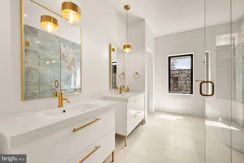 $2,595,000 | 8165 East Beach Drive Northwest, Washington, DC 20012