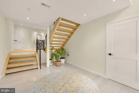 $2,595,000 | 8165 East Beach Drive Northwest, Washington, DC 20012