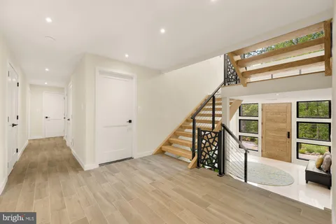 $2,595,000 | 8165 East Beach Drive Northwest, Washington, DC 20012