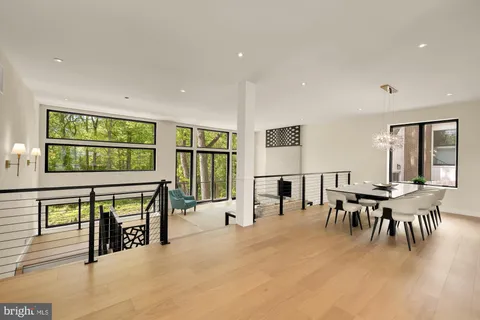 $2,595,000 | 8165 East Beach Drive Northwest, Washington, DC 20012