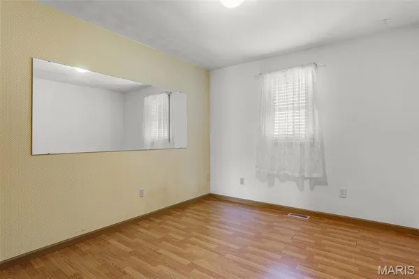 $169,900 | 212 Meadow Drive, Troy, IL 62294