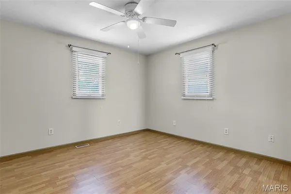 $169,900 | 212 Meadow Drive, Troy, IL 62294