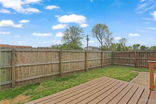 $169,900 | 212 Meadow Drive, Troy, IL 62294